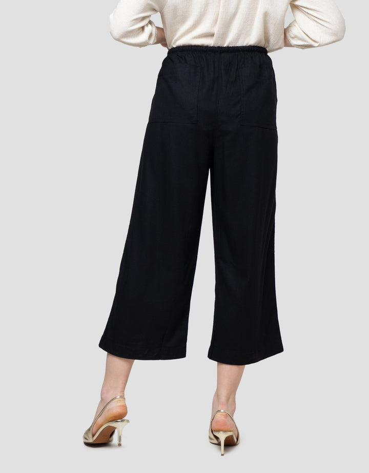 St. Yves Relaxed Linen Cropped Celana Wanita