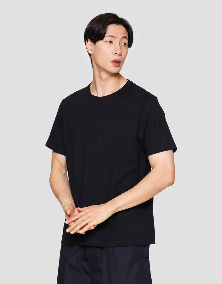 Suko Round Neck Kerah Bulat Kaos Lengan Pendek Pria