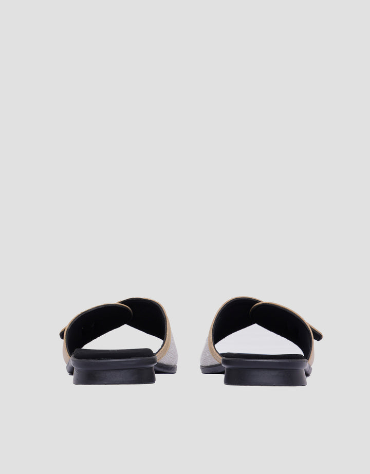 Connexion Buckle Sandal Slipper Wanita