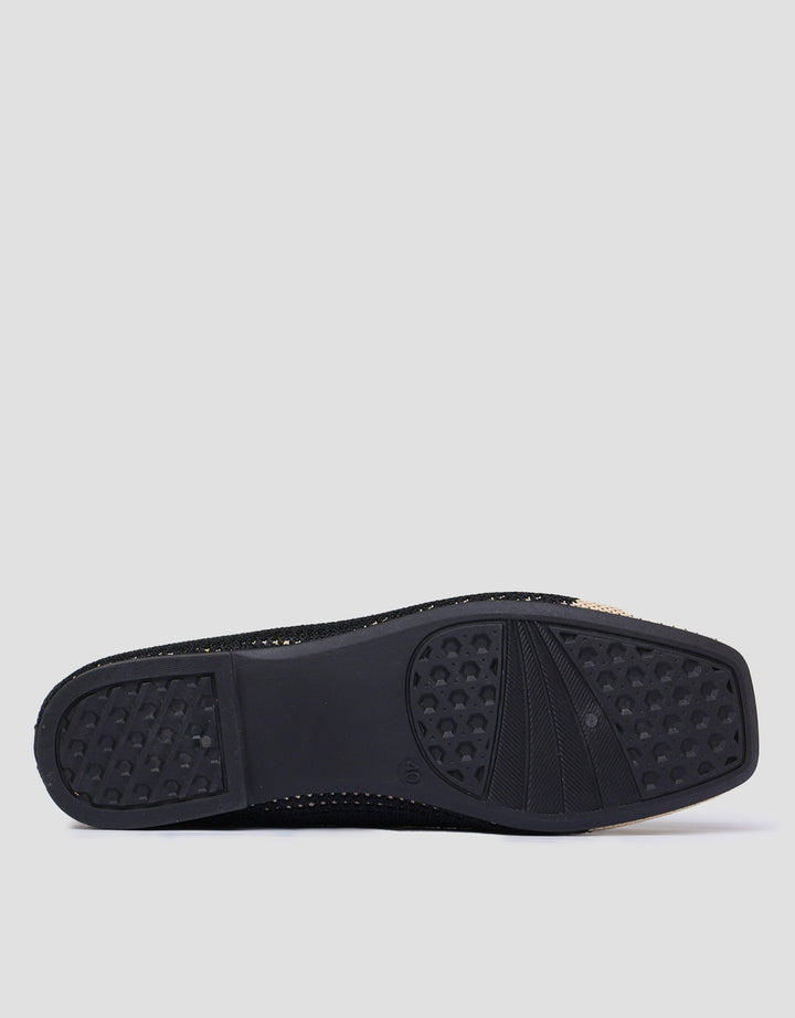 Connexion Mary Jane Sepatu Flat Wanita