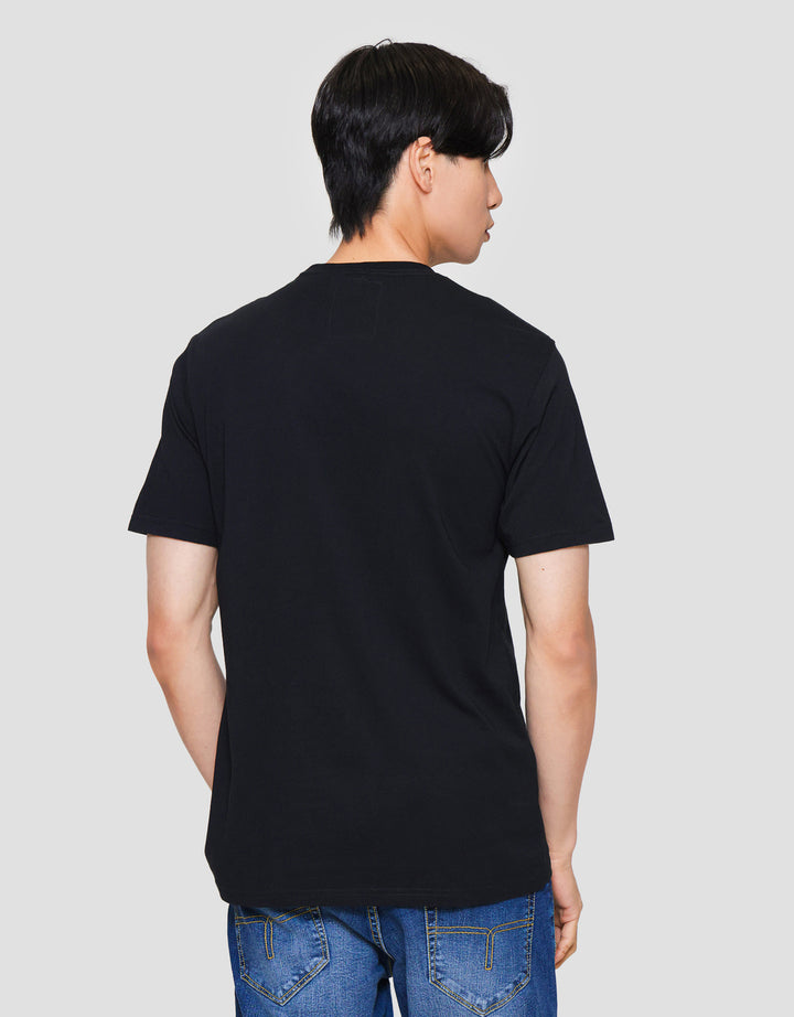 Lois Kaos Pria
