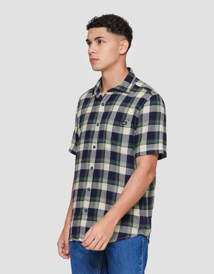 Lois Print Checks Kemeja Lengan Pendek Pria