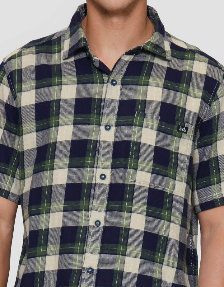 Lois Print Checks Kemeja Lengan Pendek Pria