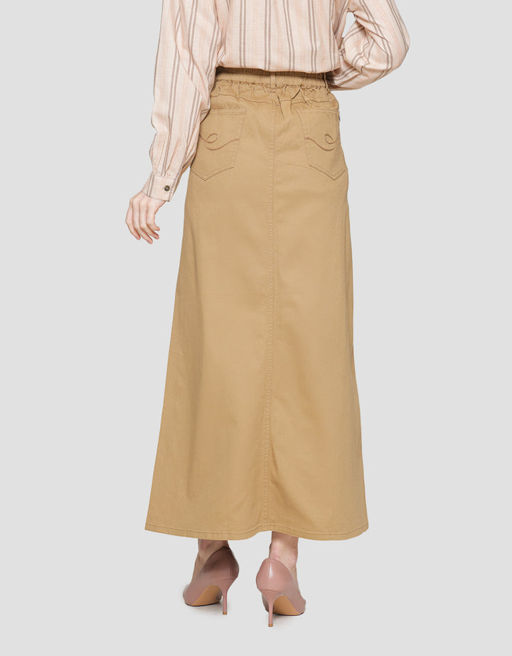 Expand Ferran Rok Wanita