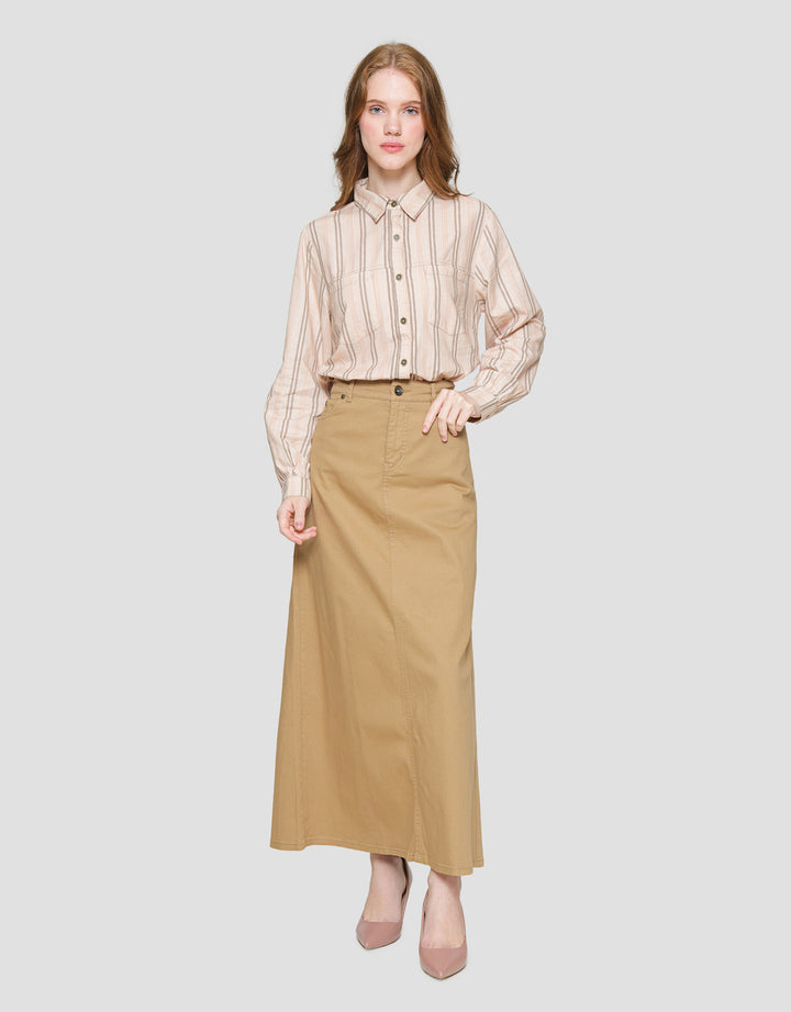 Expand Ferran Rok Wanita