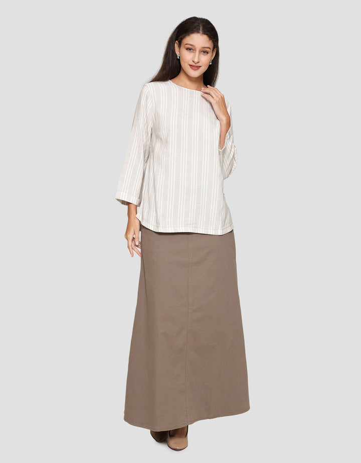 Expand Yuceni Blouse Wanita