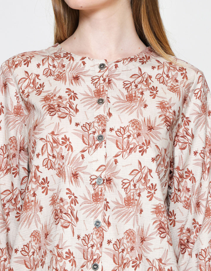 Expand Yurena Blouse Wanita