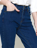 Expand Yuvena Celana Panjang Jeans Wanita
