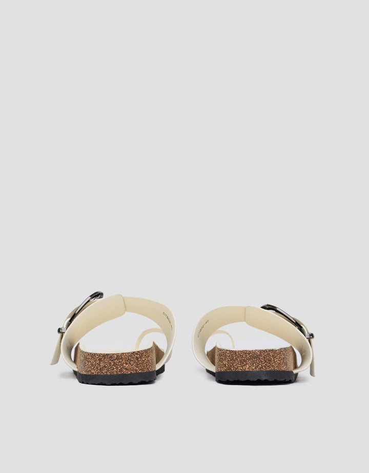 Nevada Buckle Sandal Slipper Wanita