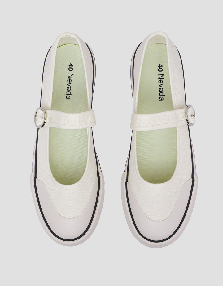 Nevada Sepatu Slip On Wanita