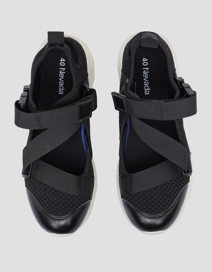 Nevada Sepatu Slip On Wanita