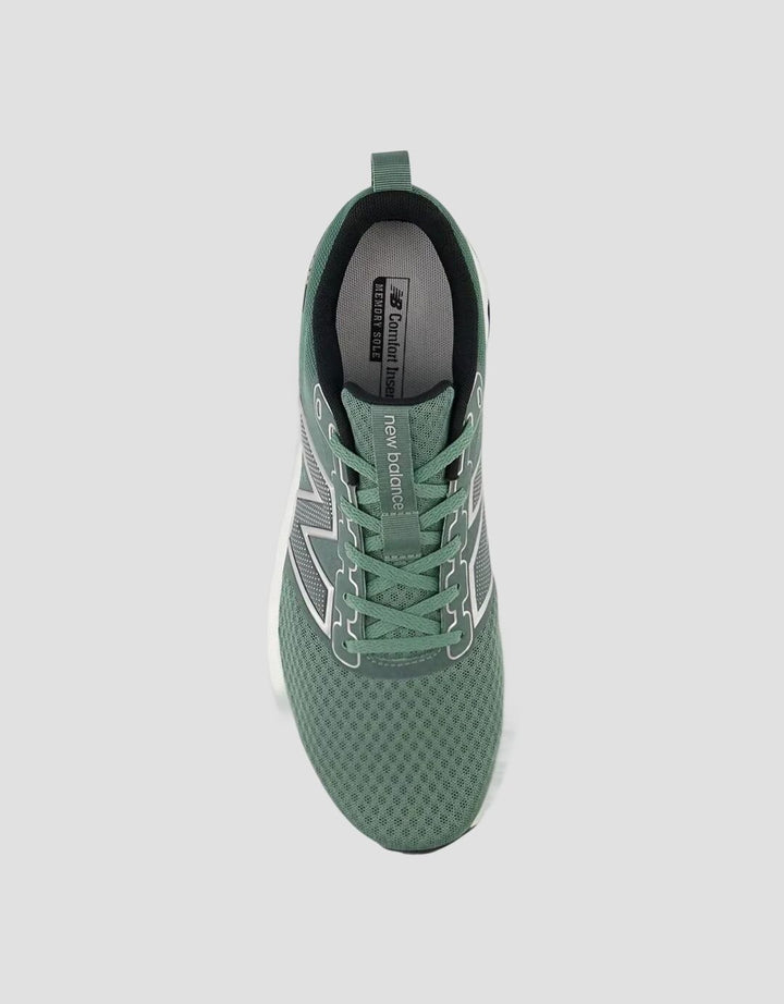 New Balance Sepatu Lari Pria