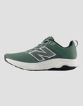 New Balance Sepatu Lari Pria