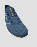 New Balance Fresh Foam Sepatu Lari Pria