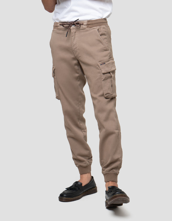 Cardinal Casual Celana Panjang Jogger Pria