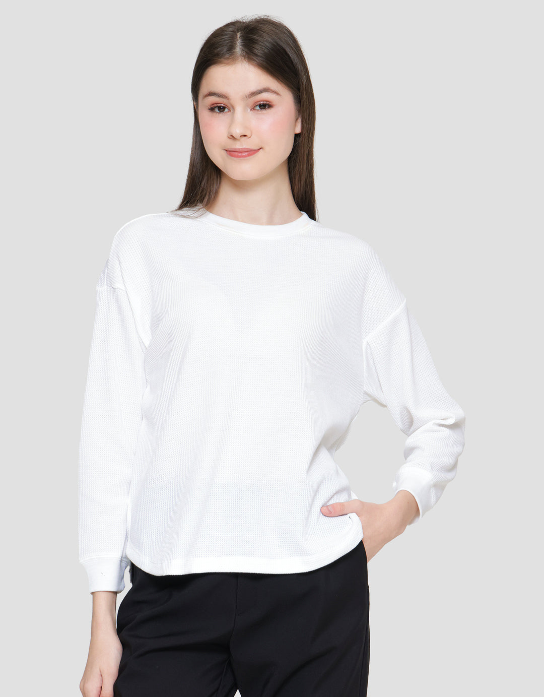 Connexion Waffle Kantong Bobok Kaos Lengan Panjang Wanita