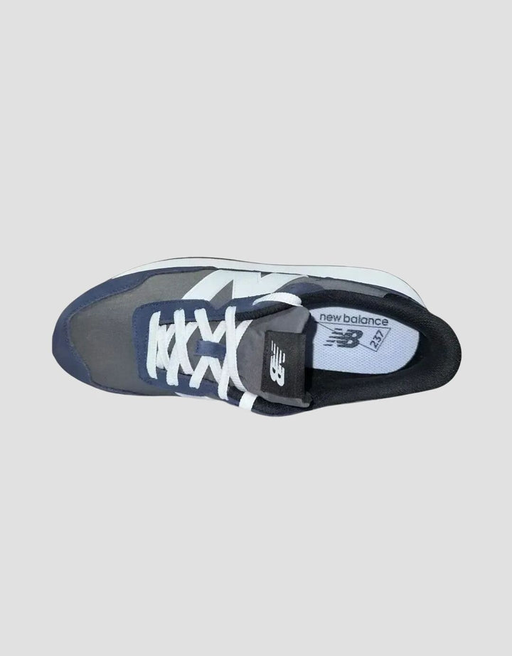 New Balance Sepatu Sneakers Pria