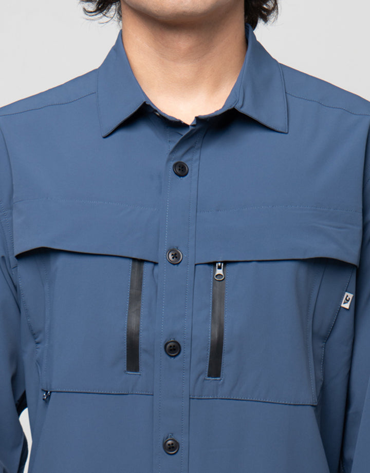 Cardinal Casual Zipper Pocket Kemeja Pria
