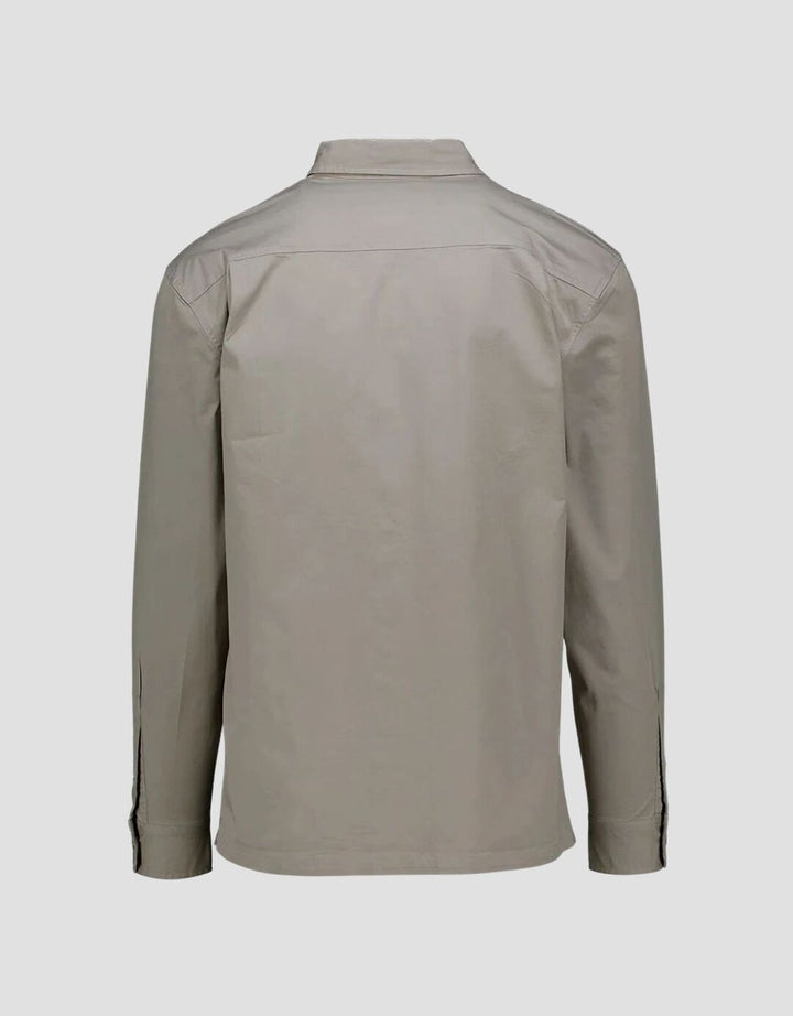 Cardinal Kemeja Minimalis yang Serbaguna Pria