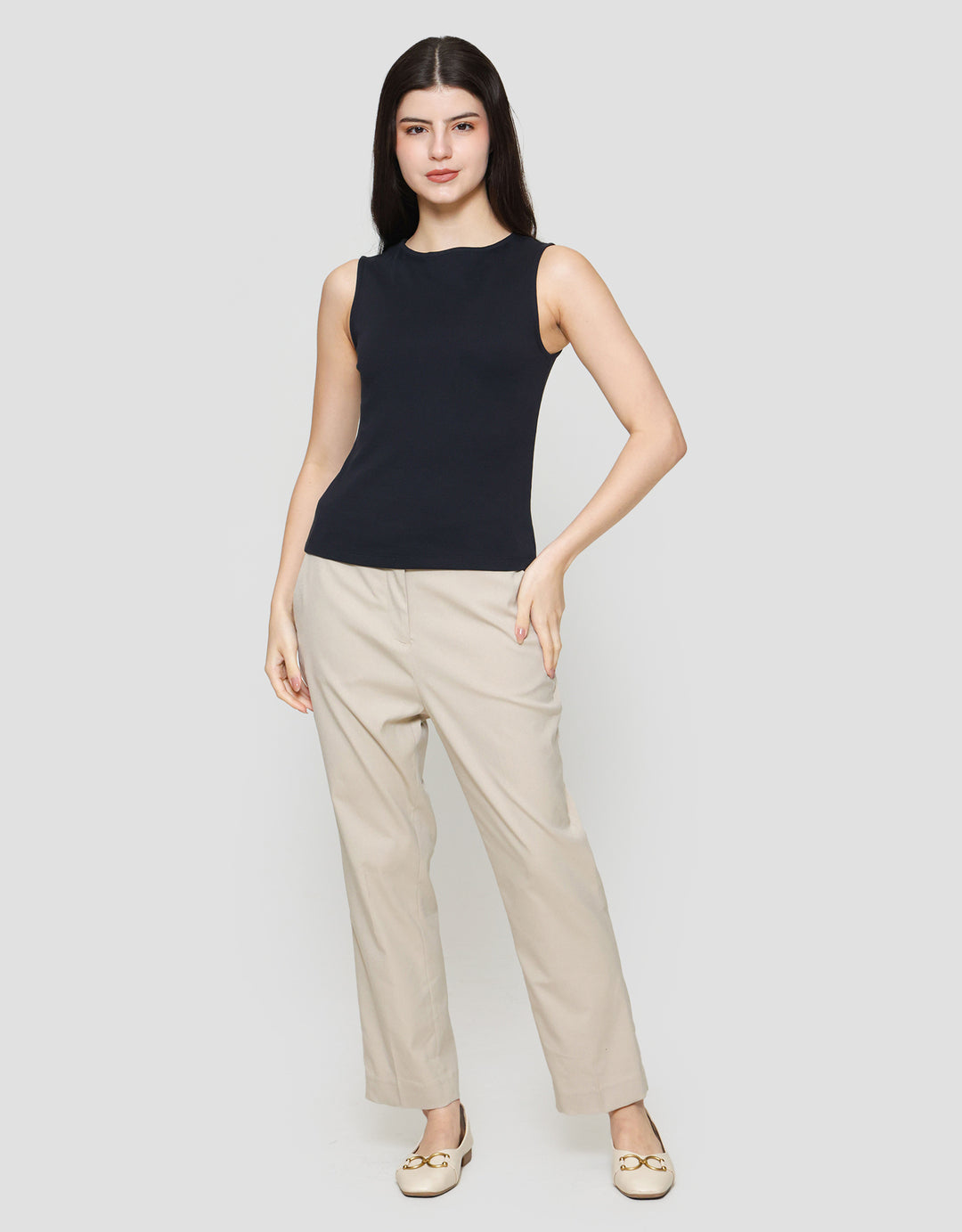 Suko Sleeveless Slit Kerah Bulat Tanpa Lengan Kaos Wanita