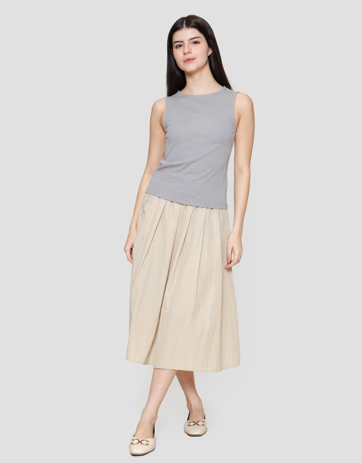 Suko Sleeveless Slit Kerah Bulat Tanpa Lengan Kaos Wanita