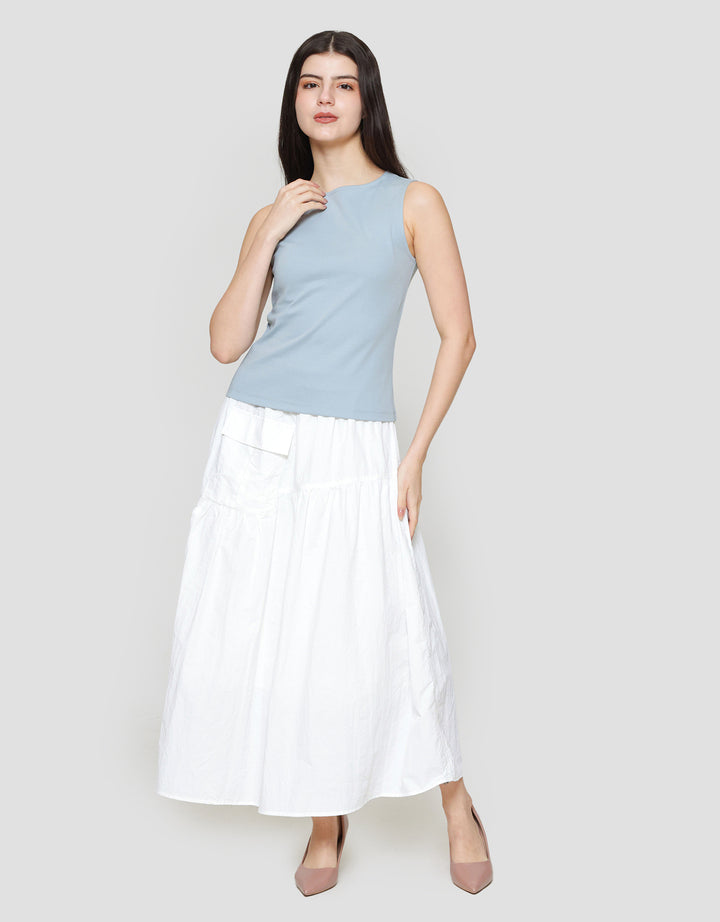 Suko Sleeveless Slit Kerah Bulat Tanpa Lengan Kaos Wanita