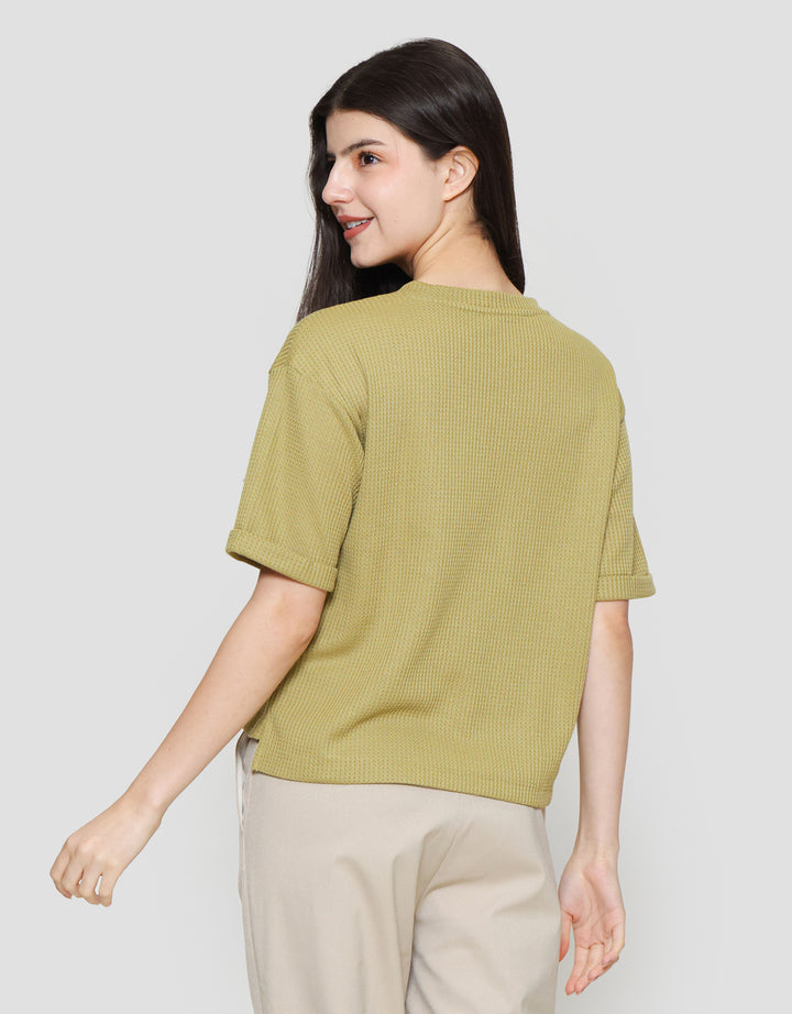 Suko Crop New Waffle Lengan Pendek Kaos Oversize Wanita