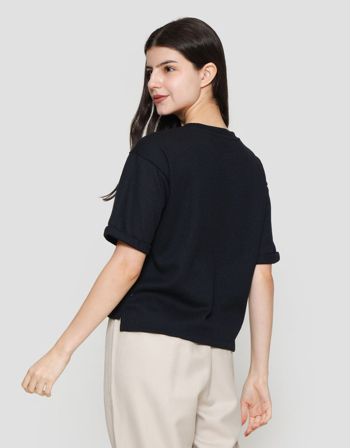 Suko Crop New Waffle Lengan Pendek Kaos Oversize Wanita