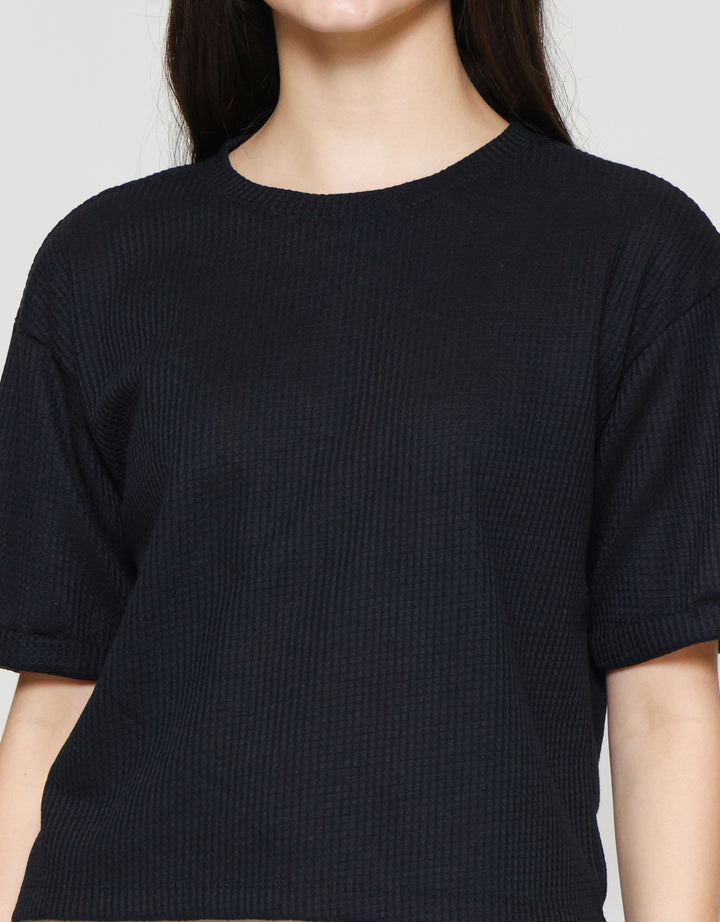 Suko Crop New Waffle Lengan Pendek Kaos Oversize Wanita