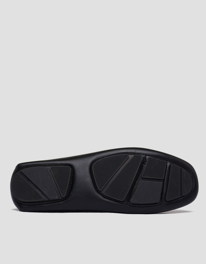 COLE MOCCASIN SEPATU PRIA