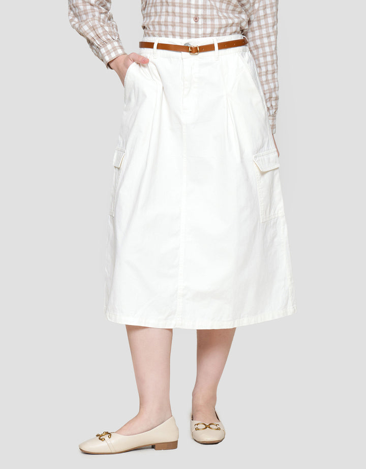 Exit Lorina Rok Wanita