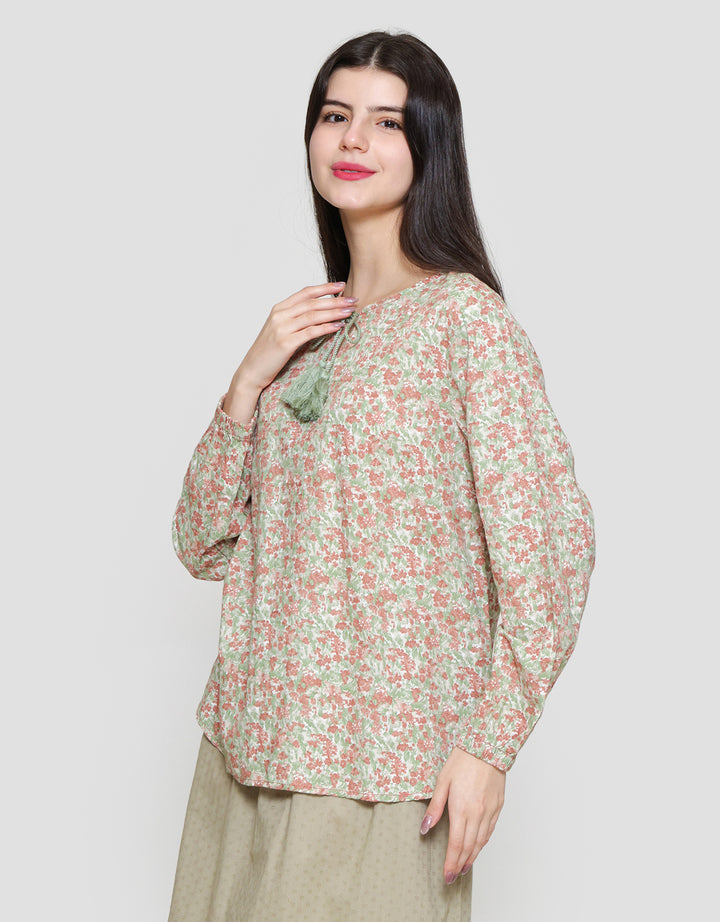 Expand Refana Blouse Wanita