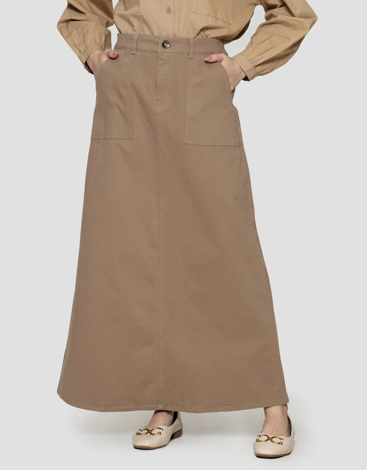 Expand Wevila Rok Wanita