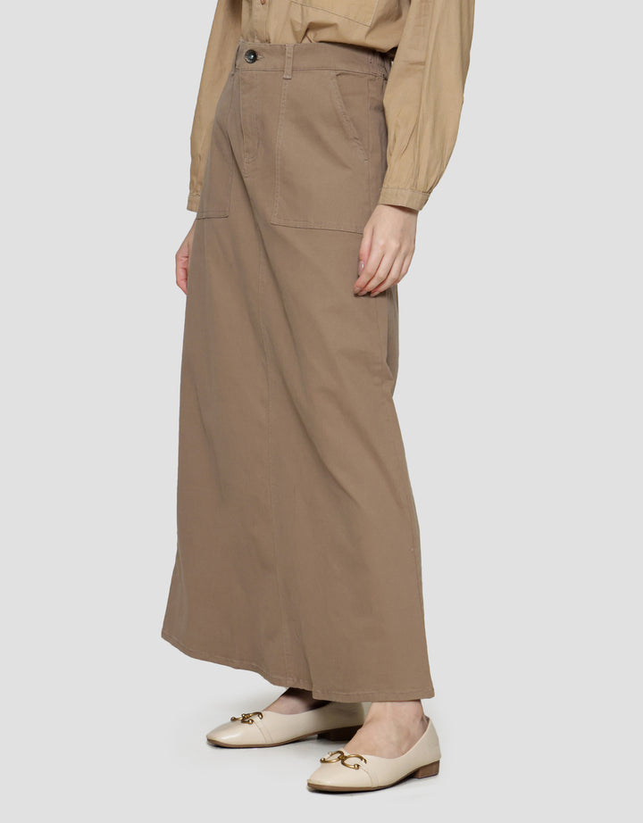 Expand Wevila Rok Wanita