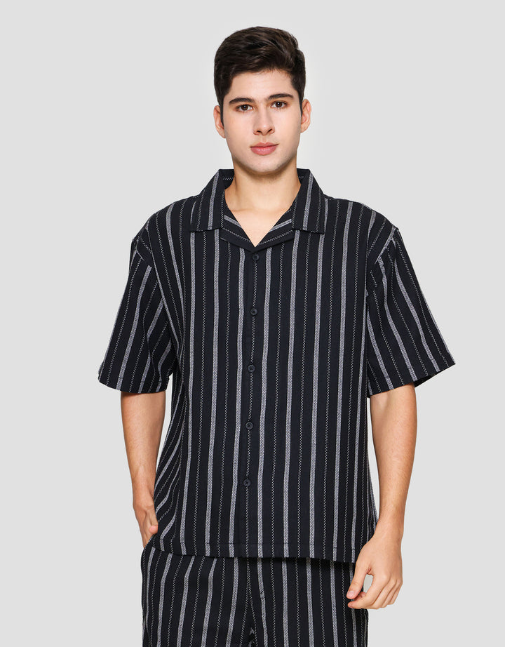 Nevada Cuban Print Stripe Vertical Kemeja Lengan Pendek Pria