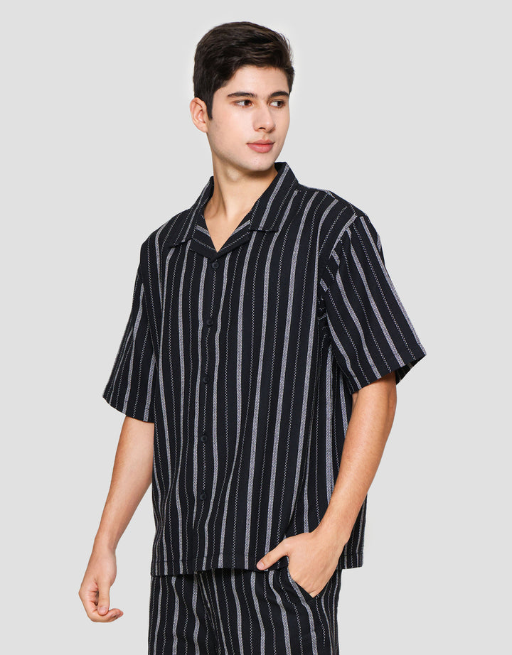 Nevada Cuban Print Stripe Vertical Kemeja Lengan Pendek Pria