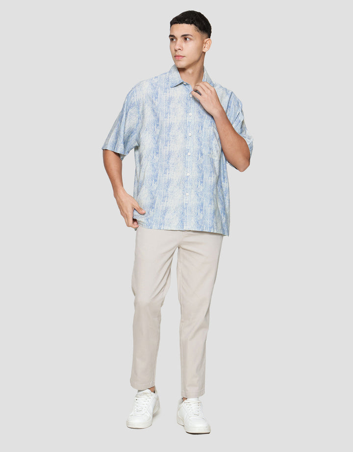 Nevada Denim Print Motif Raster Kemeja Lengan Pendek Pria