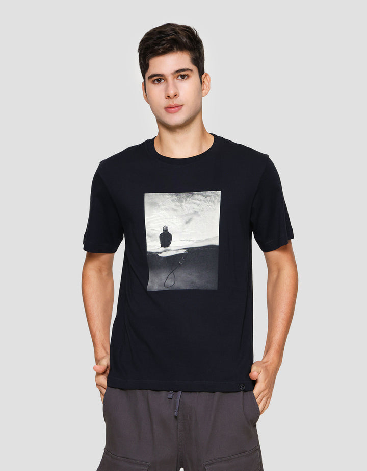 Nevada Graphic Photoprint - Surfer Kaos Pria