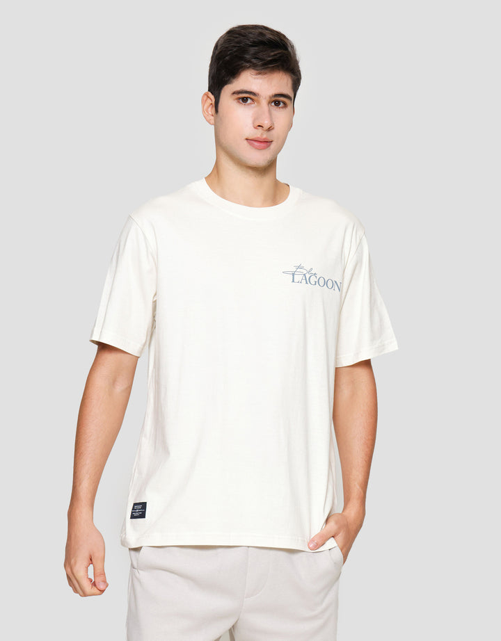 Nevada Back Print Summer Lagoon Kaos Lengan Pendek Pria 122320944