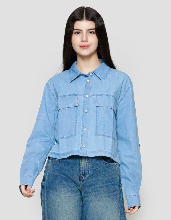 Nevada Regular 2 Pockets Kemeja Denim Wanita
