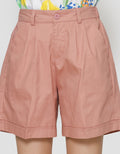 Nevada Woven Basic Pleats Celana Pendek Wanita