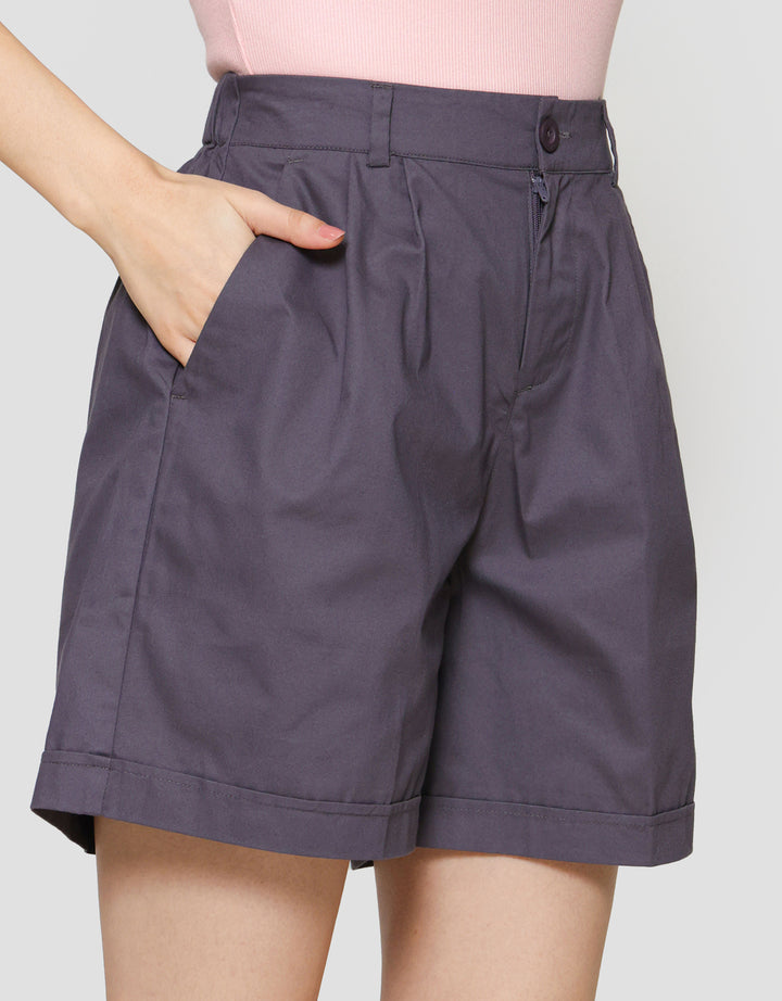 Nevada Woven Basic Pleats Celana Pendek Wanita