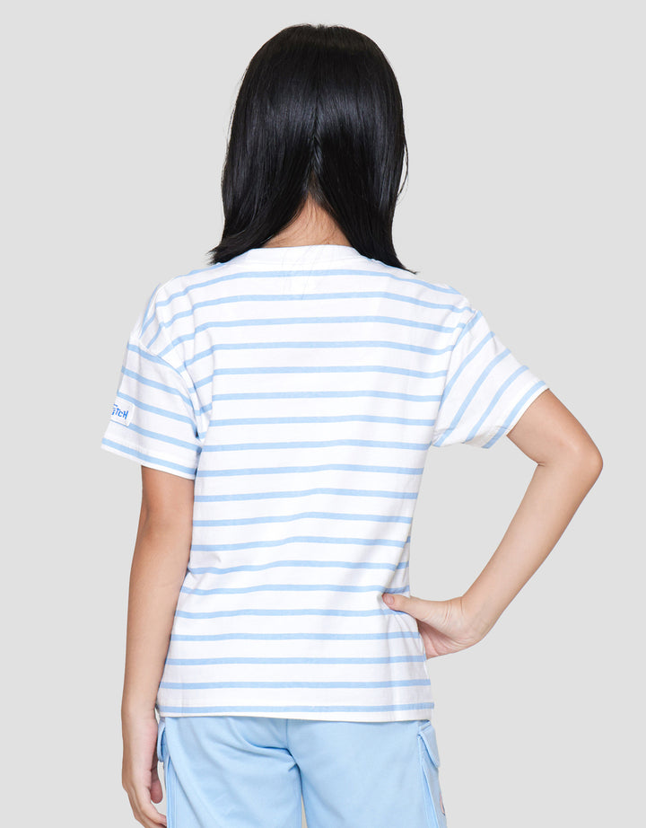 Disney Stripes Stitch Makes Some Waves Kaos Anak Perempuan