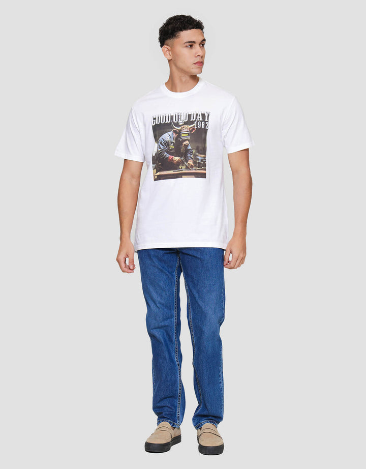 Lois Gold Old Day Kaos Lengan Pendek Pria