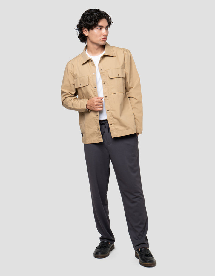Cardinal Casual Double Pocket Kemeja Pria
