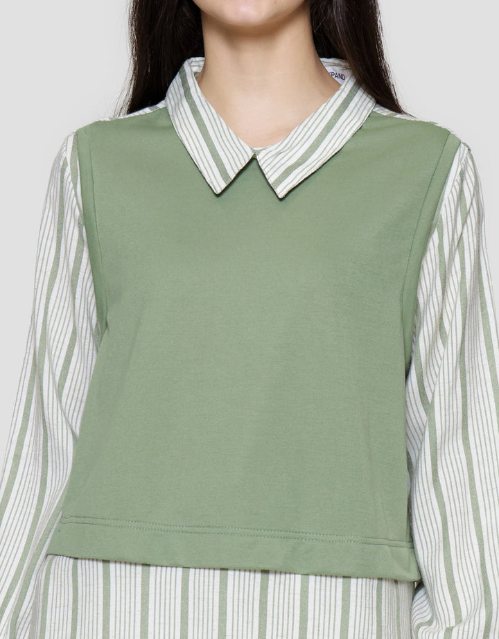 Expand Ilina Blouse Wanita