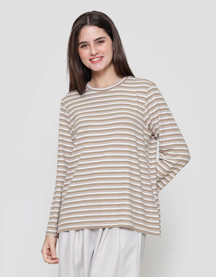 Expand Strella Kaos Wanita