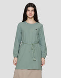 Expand Venela Blouse Wanita