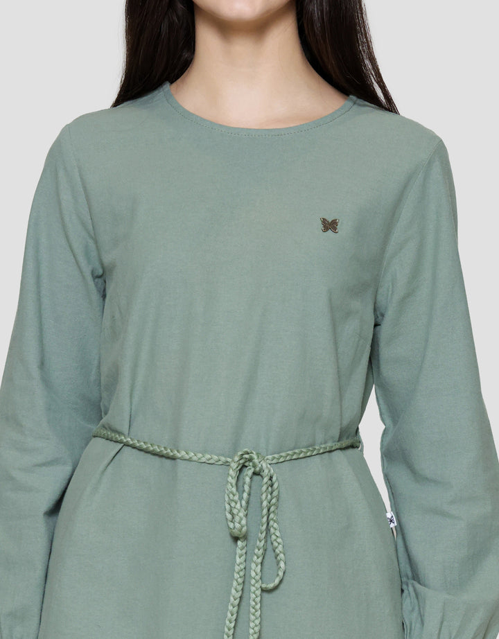 Expand Venela Blouse Wanita