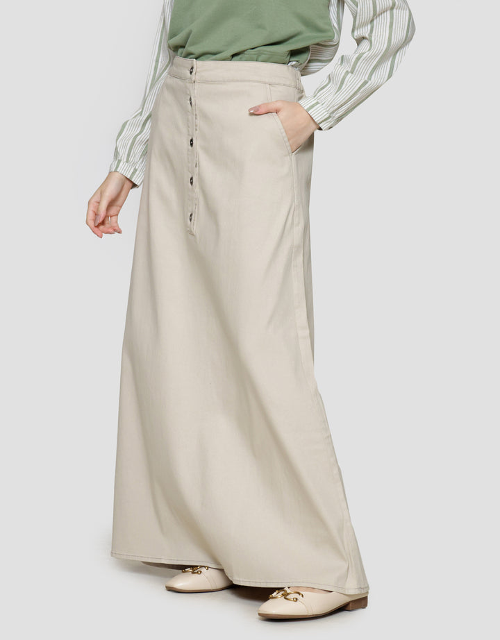 Expand Turefa Rok Wanita